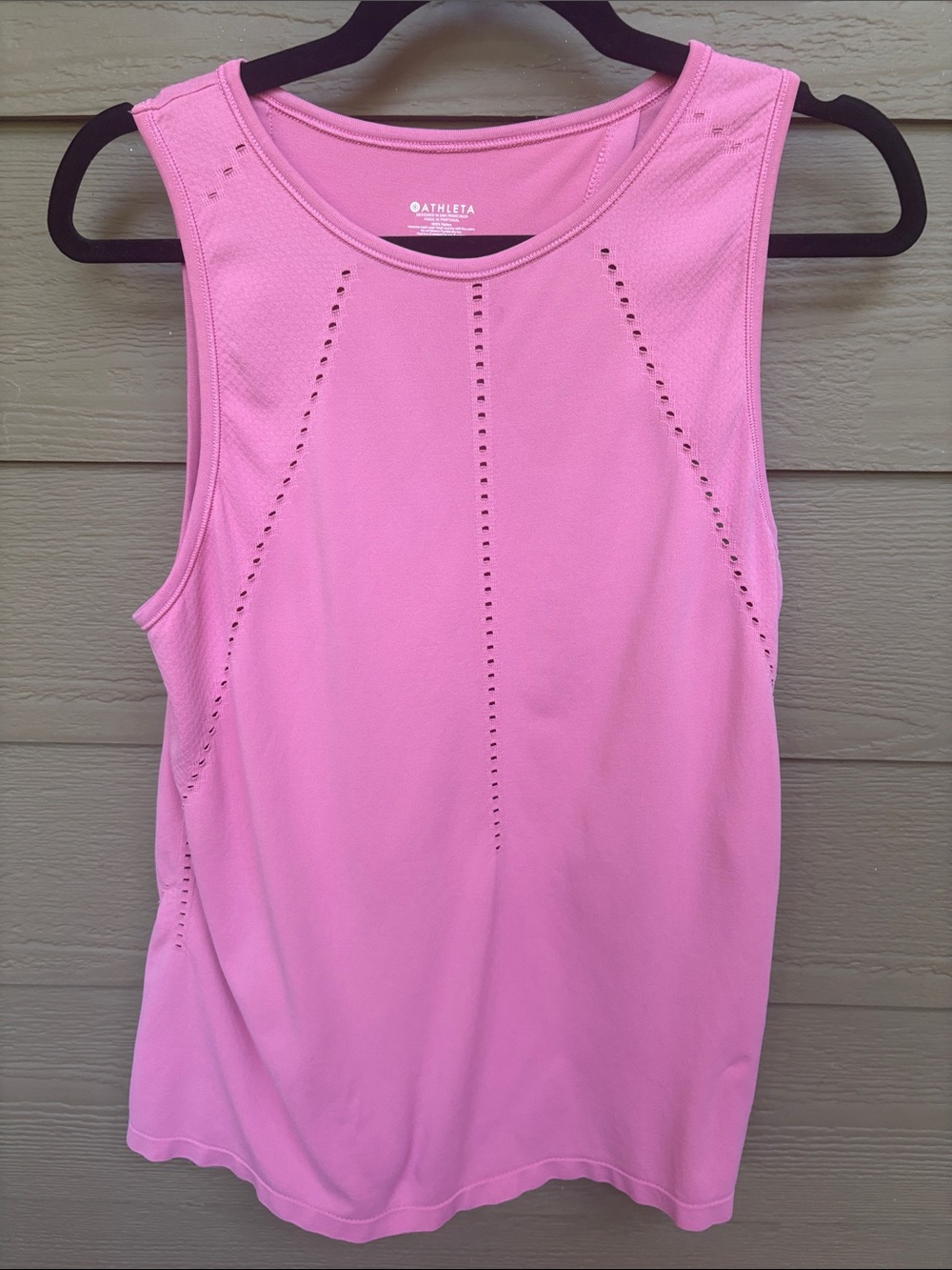Athleta Foothills split watermelon  Laser-Cut Performance Tank